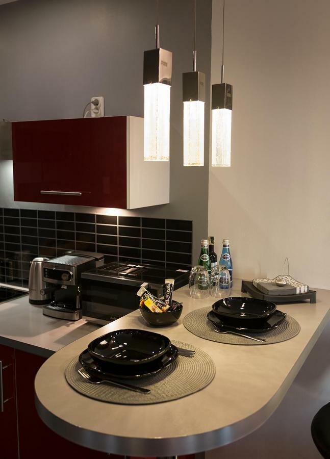 Apartament Onyx Poznań Esterno foto