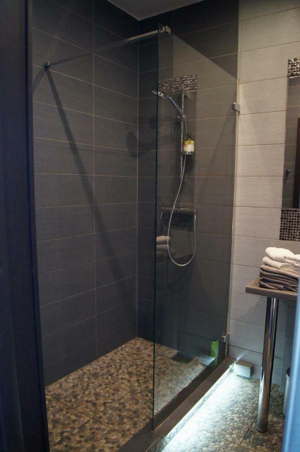 Apartament Onyx Poznań Esterno foto